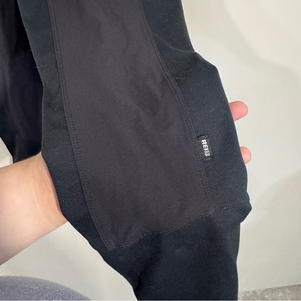 REI Co-Op Black Activewear Leggings - Picture 4 of 6